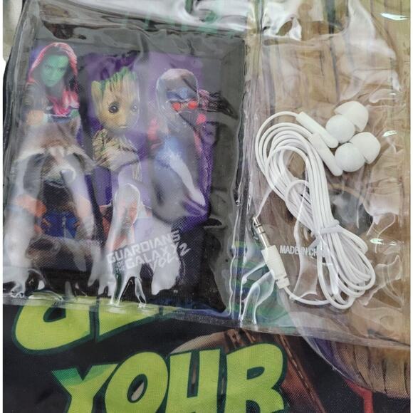 Guardians of the Galaxy Vol.2 Groot 3 PC Gift Set Drawstring Bag Wallet Earbuds - Picture 3 of 5